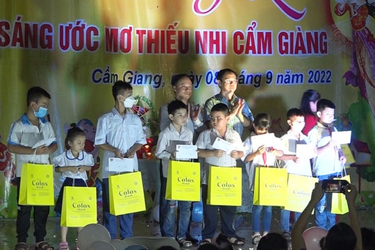 Đêm hội trăng rằm – Thắp sáng ước mơ thiếu nhi Cẩm Giàng
